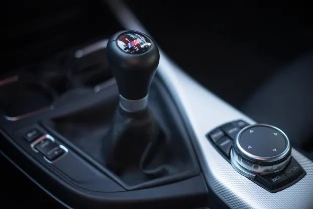 ФаустБет Казино Android/iOS приложение